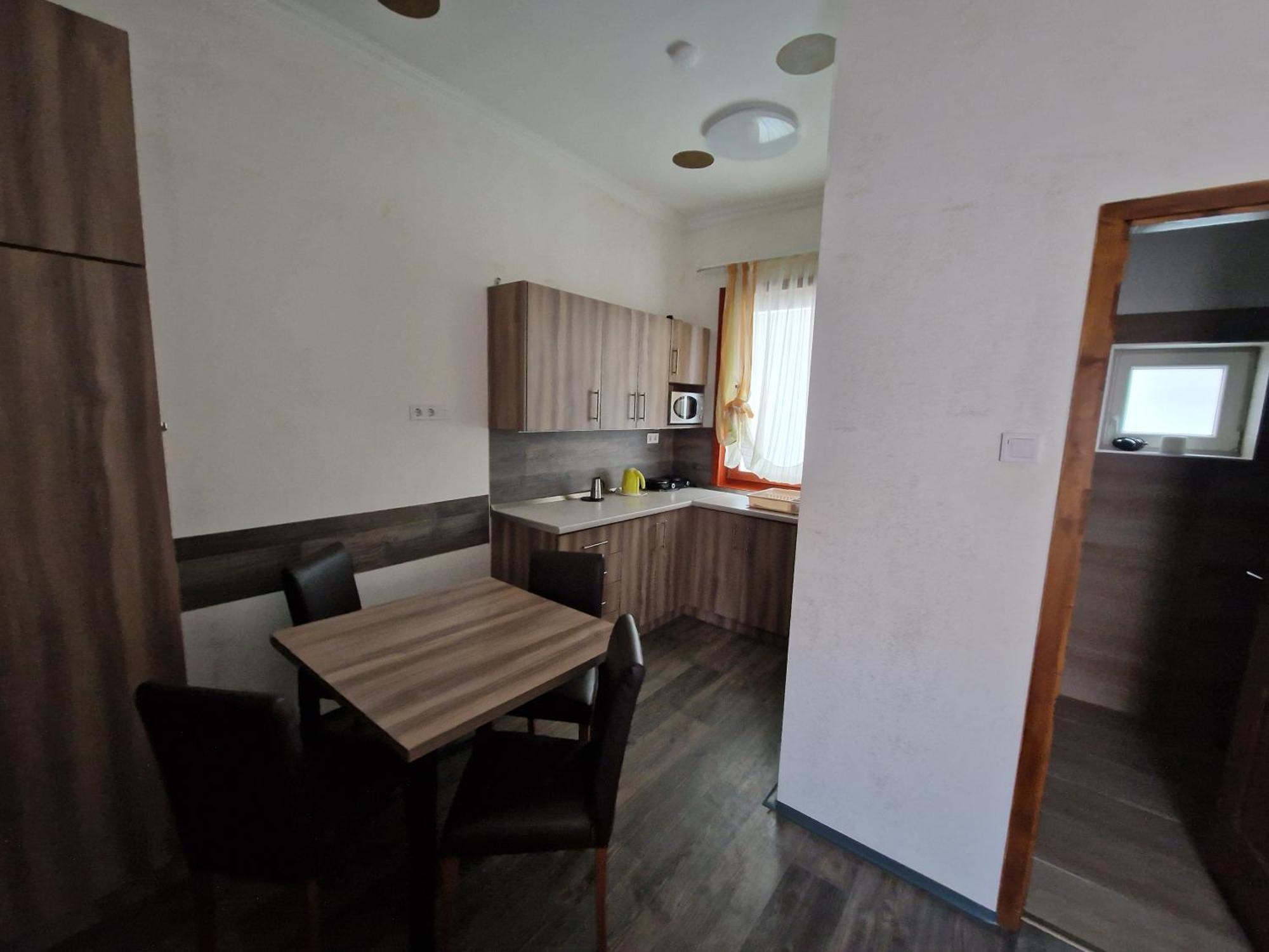 Bem Downtown Apartment Debrecen Phòng bức ảnh