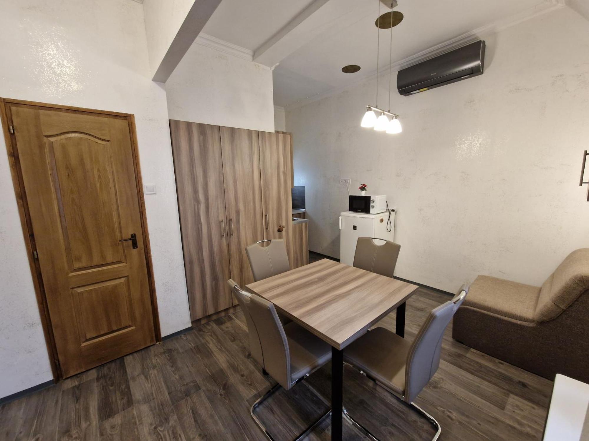 Bem Downtown Apartment Debrecen Phòng bức ảnh